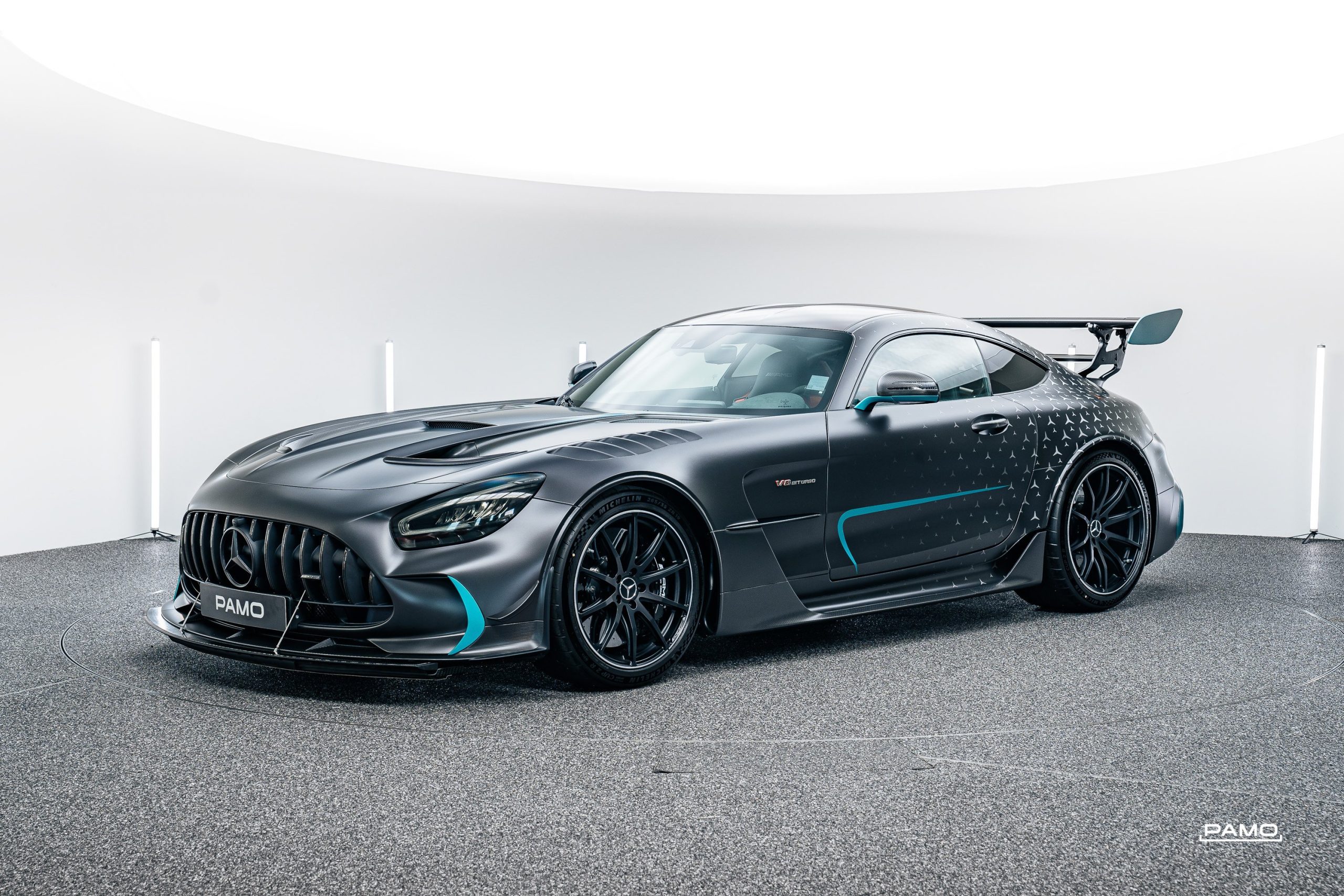 000_Mercedes_AMG_GT_BS_black-3